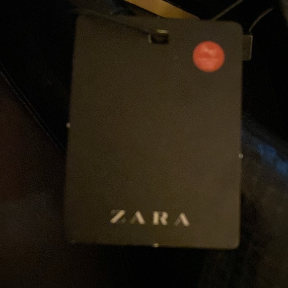 NWOT. Zara Black Heeled Shoes. Size 7,5. - Picture 5 of 7